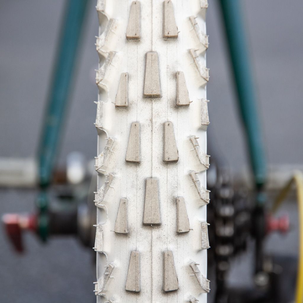 Fairweather - Dirt Lander Tire