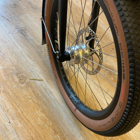 SON - Dynamo Hub - Thru Axle