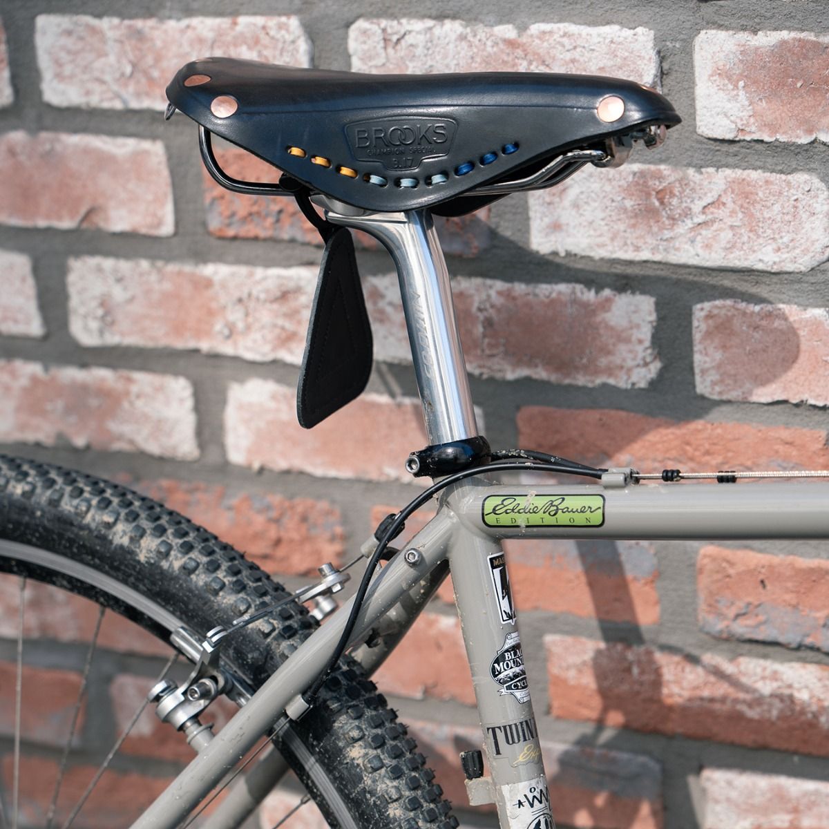 Brooks x Blue Lug B17 Saddle - Limited Edition