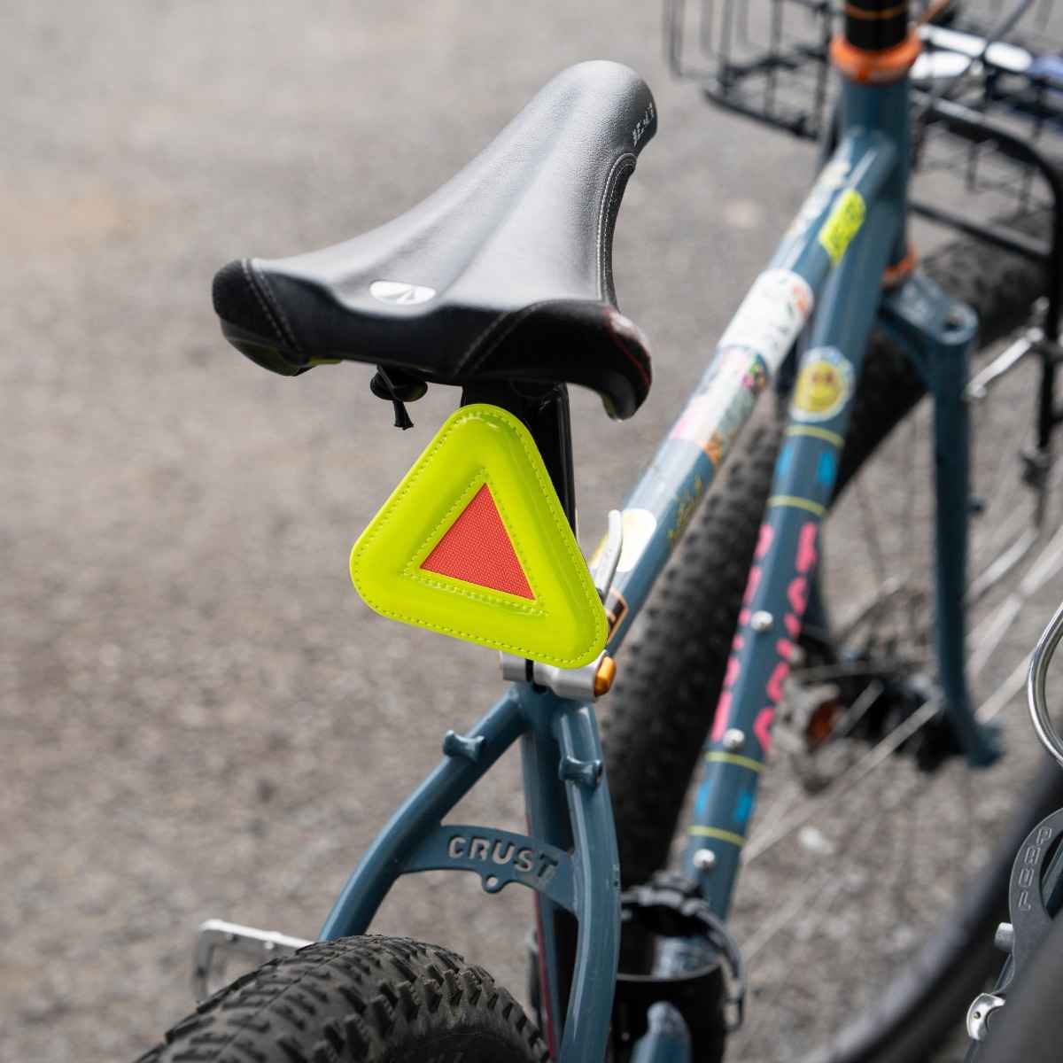 Blue Lug - Triangle Reflector - Yellow / Orange