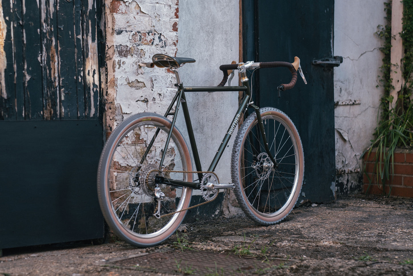 Brother Cycles - Kepler 2026 - Frameset - Blue & Green Metallic