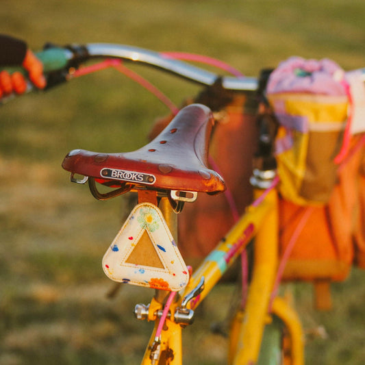 Blue Lug - Triangle Reflector - Sai Flower