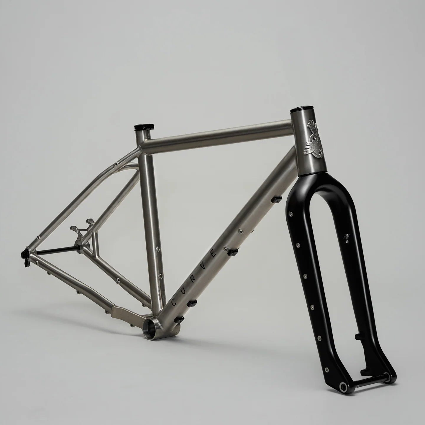 Curve - GMX+ Titanium  Frameset