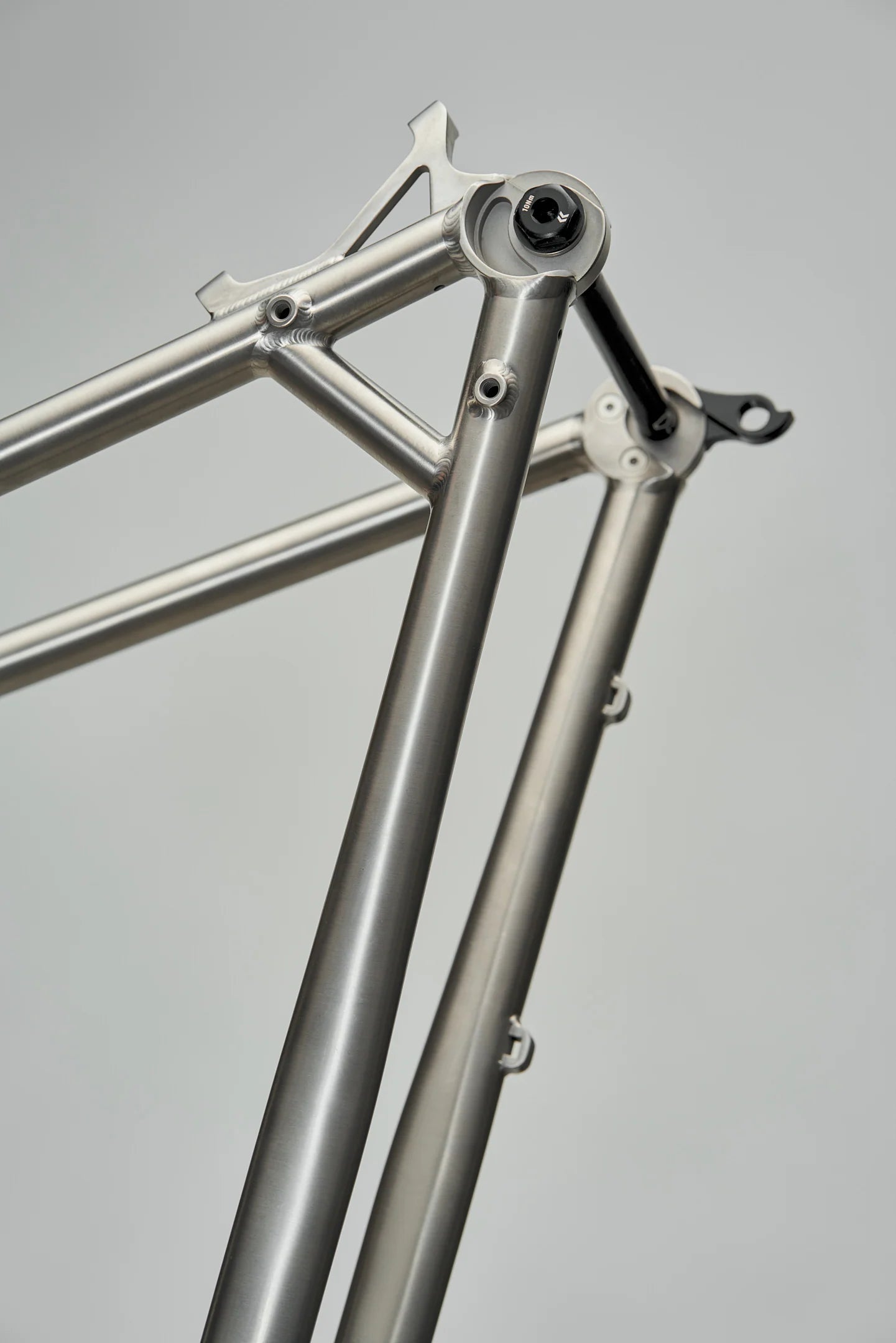 Curve - GMX+ Titanium  Frameset
