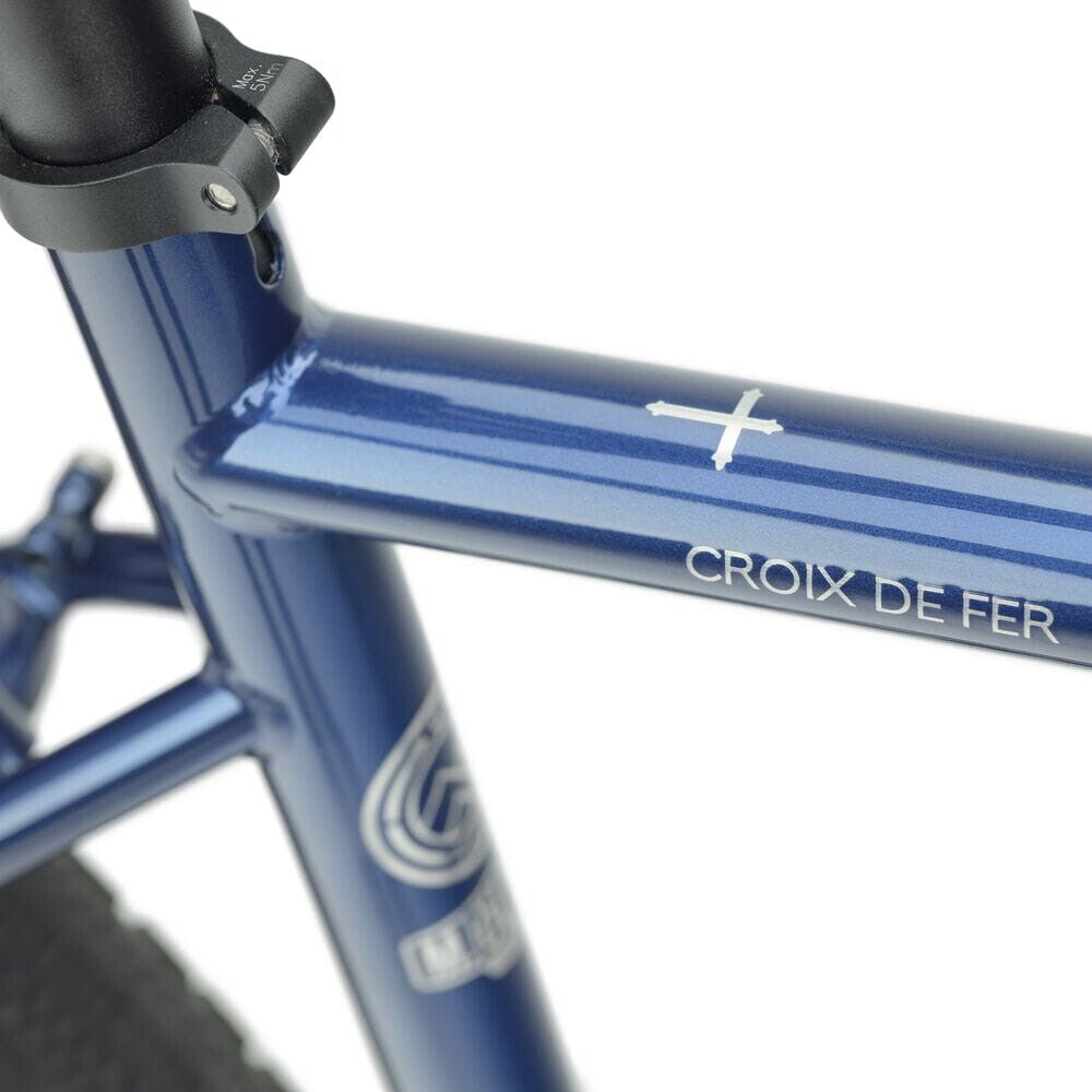 Genesis - Croix de Fer 10 - Flatbar - 2026 - Bloodie Hues (Blue)