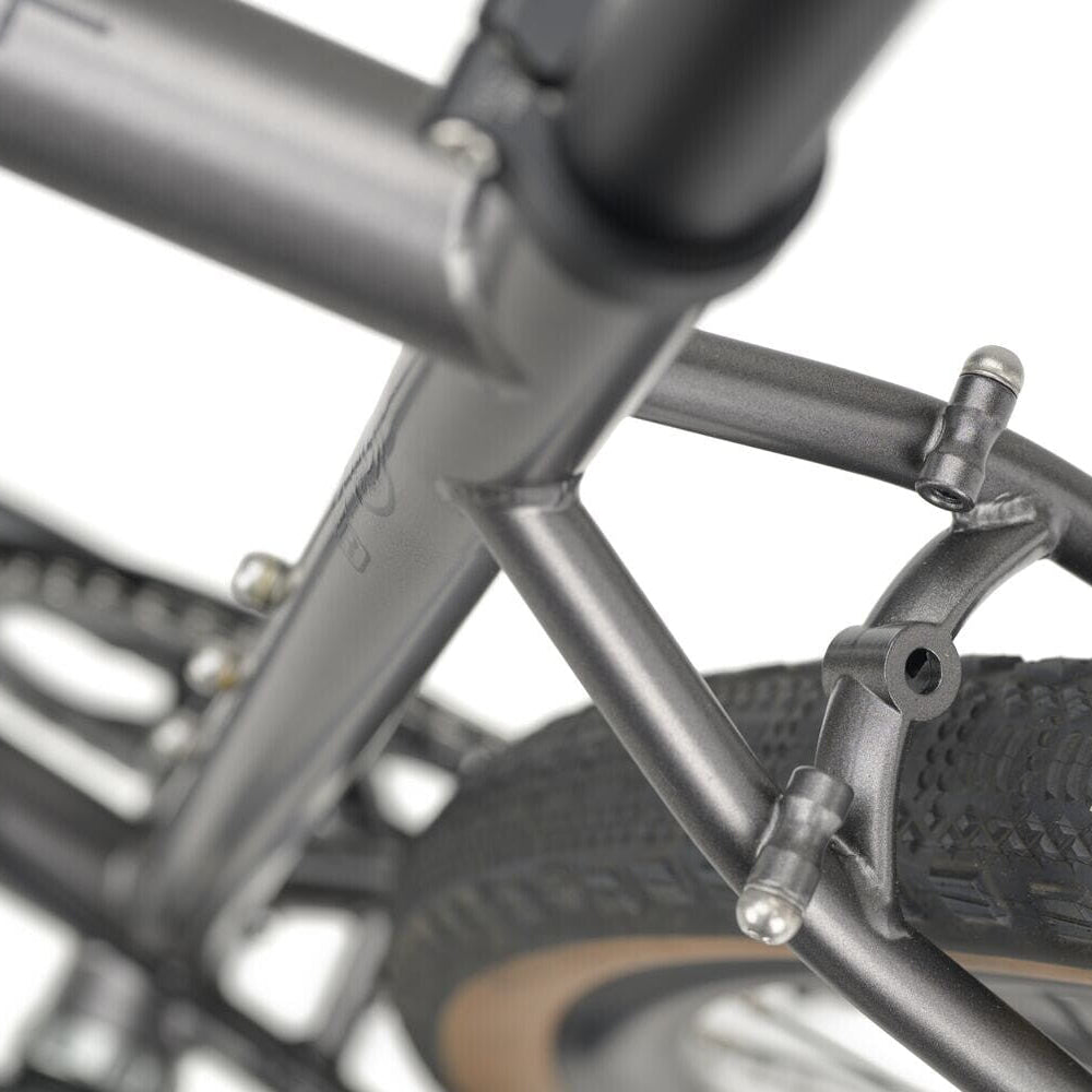 Genesis - Croix de Fer 20 - Flatbar - 2026 - Greymiriquai (Silver)