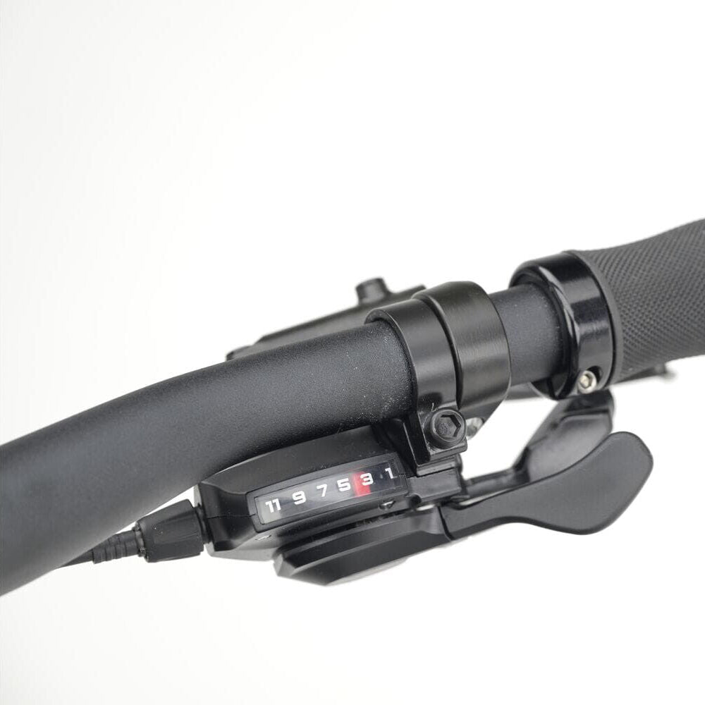 Genesis - Croix de Fer 20 - Flatbar - 2026 - Greymiriquai (Silver)