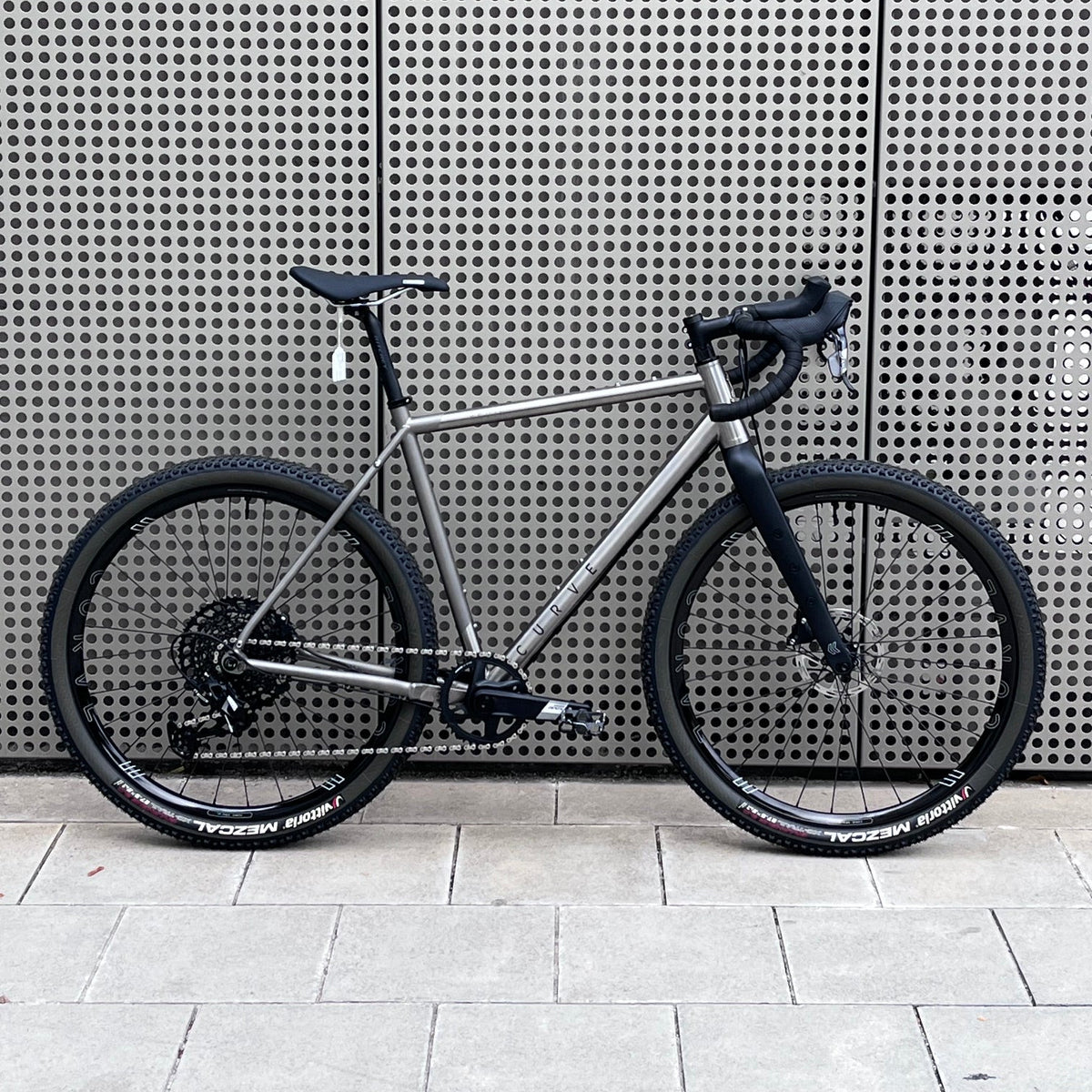 Curve - GXR4 aka Kevin - Medium - Shop Build