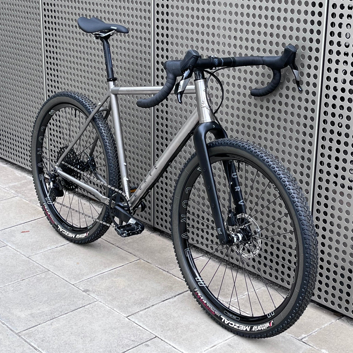 Curve - GXR4 aka Kevin - Medium - Shop Build