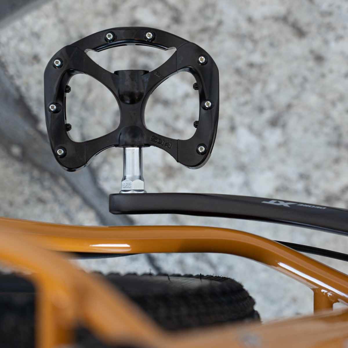MKS - Pretzel Pedal