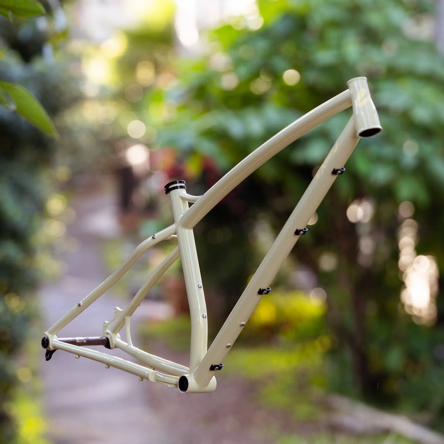 Sklar - Tall Tale Frame