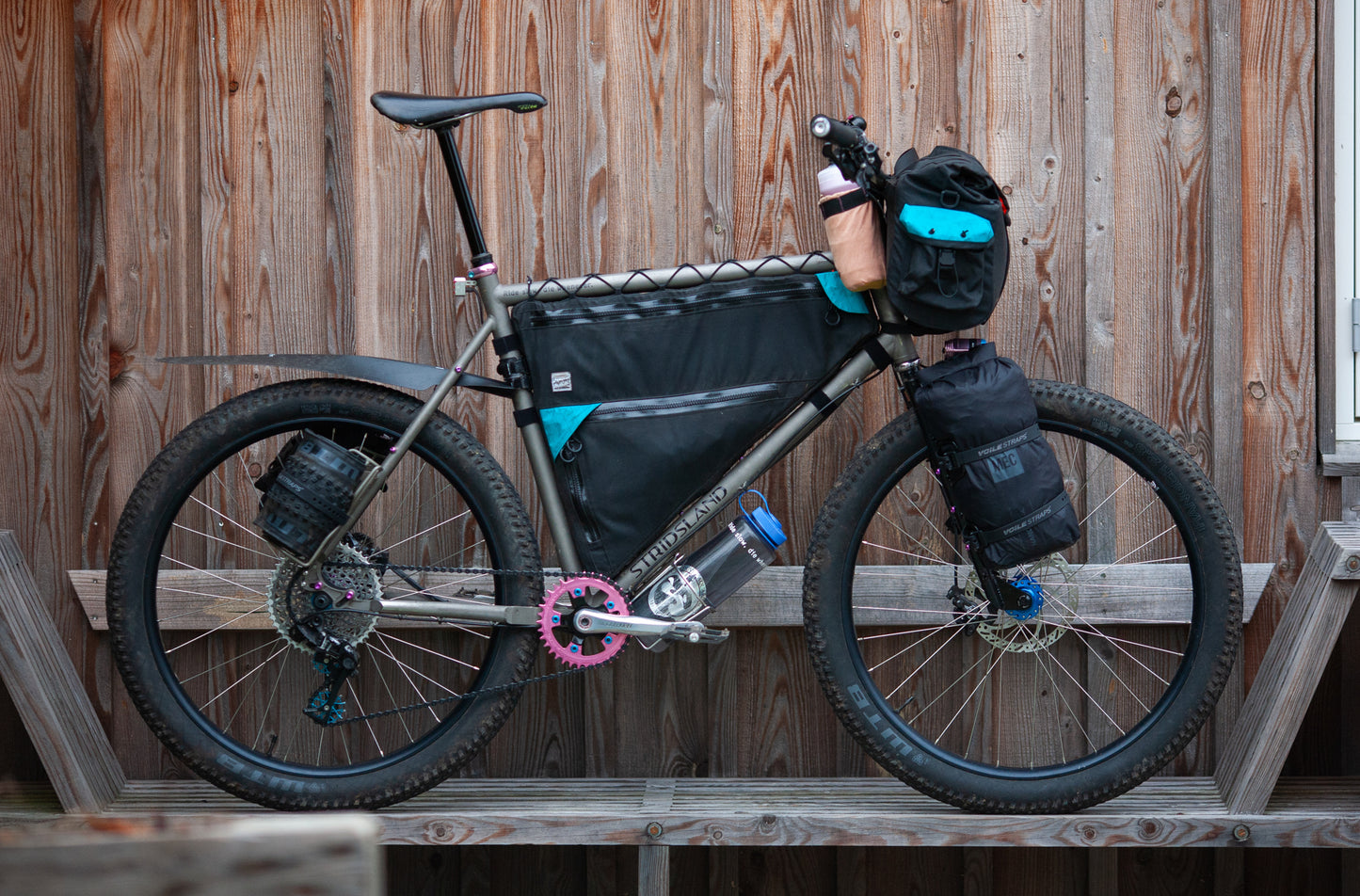 Pre-Order - Stridsland - Titanium Beachcomber