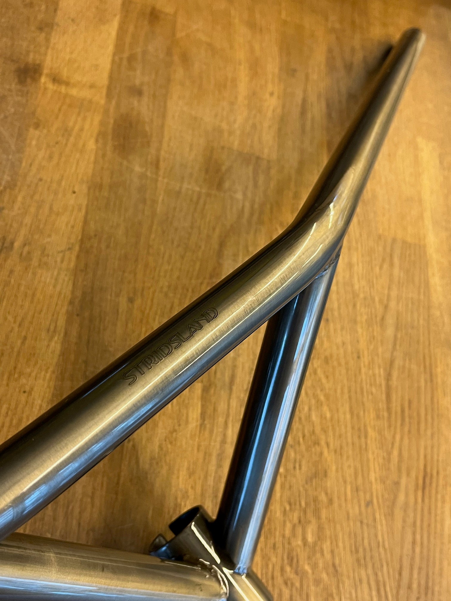 Stridsland - Bullship Bar – Guten Biken