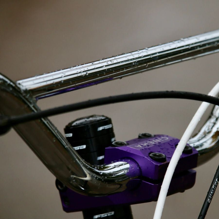 Wilde - Moto Cruiser Bar